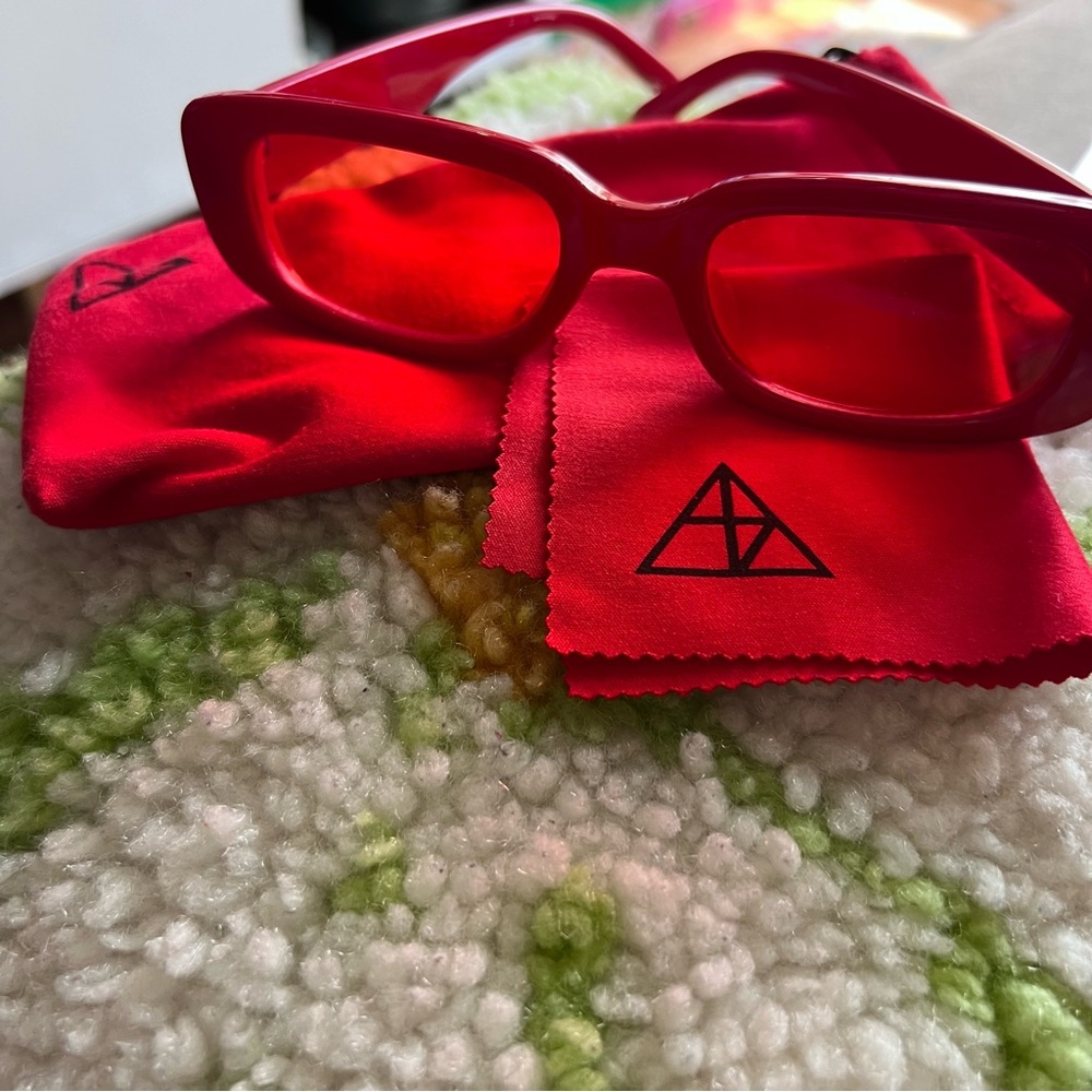 RARE* NEVER WORN* Alaska RED FOR FILTH™️ tour merch sunglasses signed by Alaska
